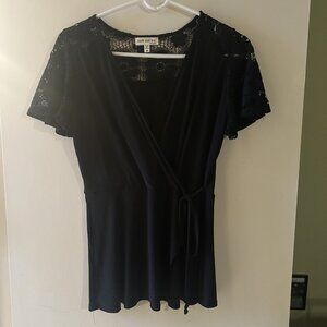 Faith and Joy S/S Lace Wrap Blouse